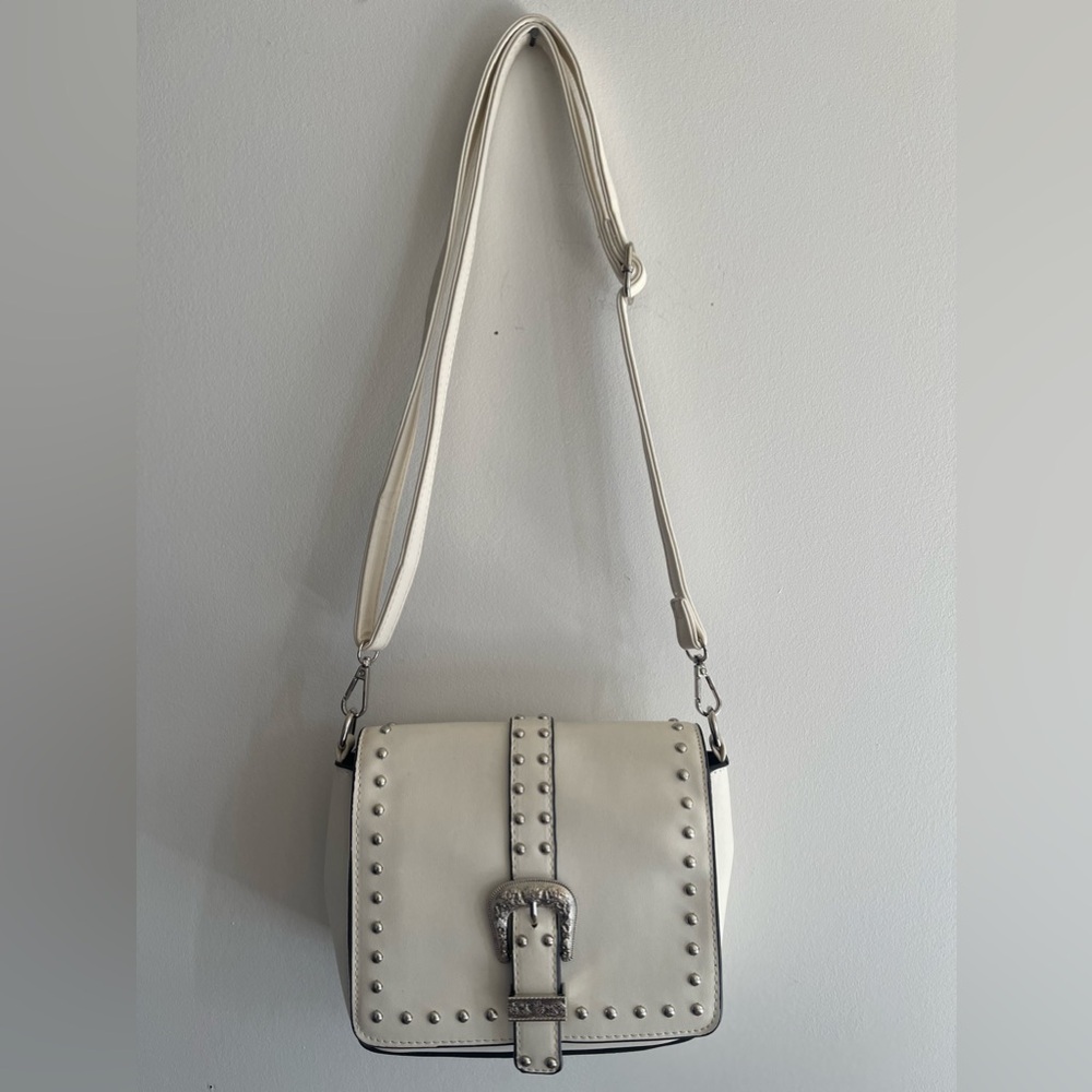 White Studded Western-Inspired Magnetic Clip Closure Cross-Body Bag